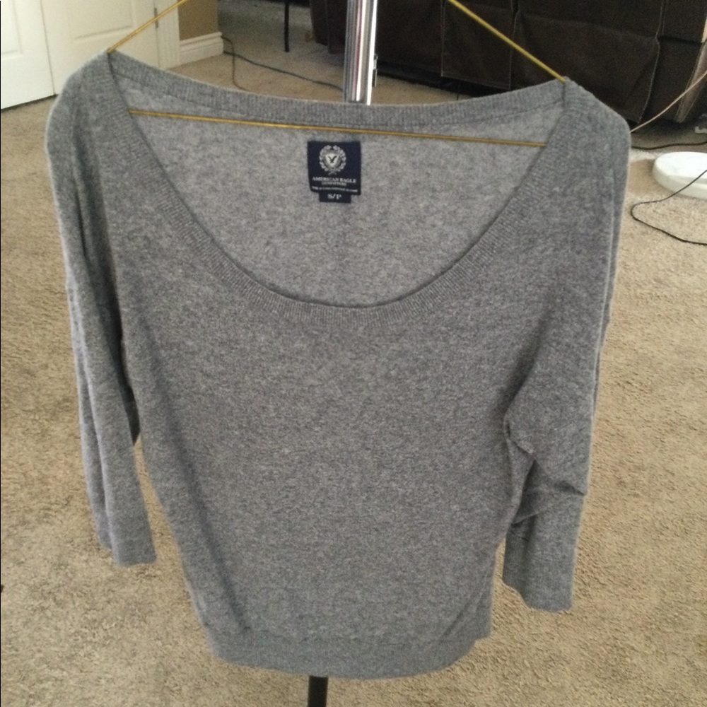 LAST DAY! CLEARANCE American Eagle Outfitters 3/4 Sleeve Shirt